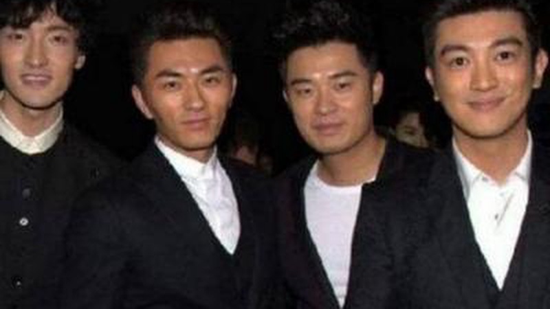 陈赫王祖蓝久违同框被拍，“天霸动霸Tua”唤醒跑男回忆杀