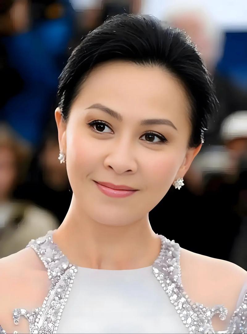 严浩翔